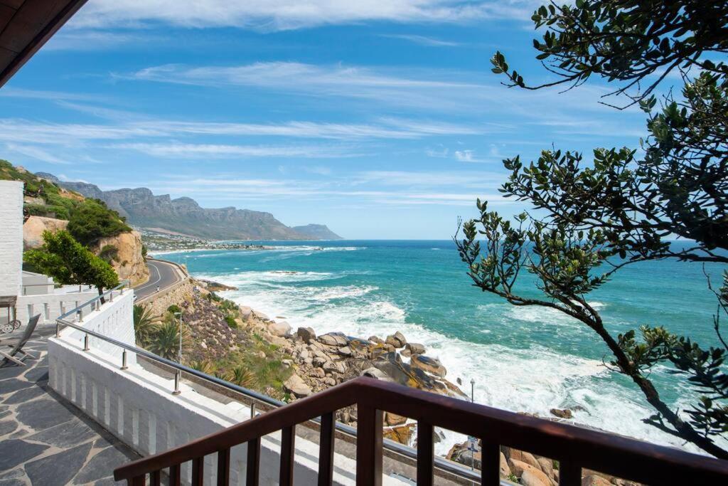 Bantry Bay Home With Atlantic Ocean Views เคปทาวน์ ภายนอก รูปภาพ